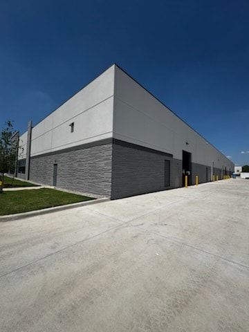 10624 Clarence Dr, Frisco, TX for sale - Building Photo - Image 3 of 17