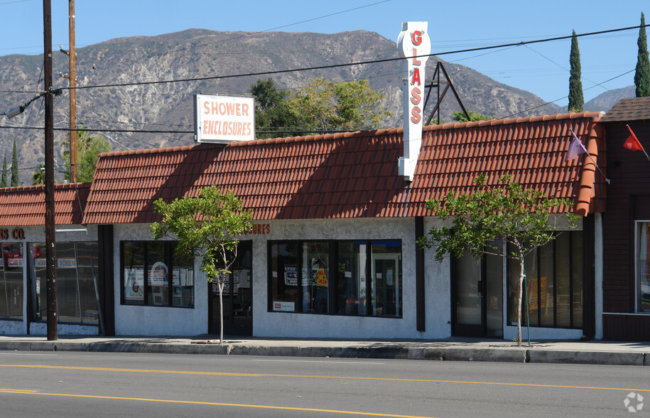 7639 Foothill Blvd, Tujunga, CA for lease - Building Photo - Image 1 of 49