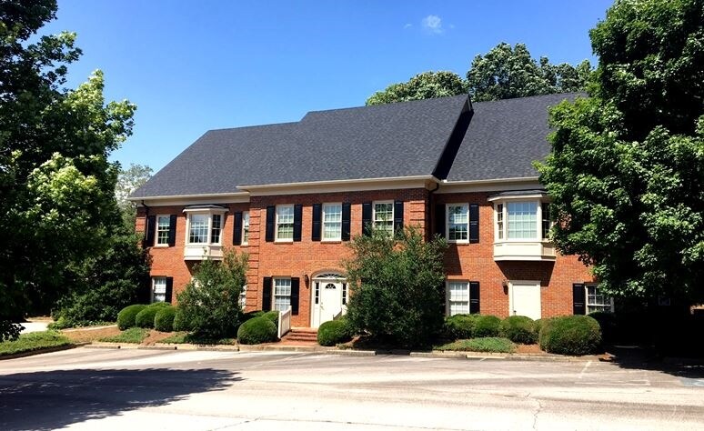 590 S Enota Dr NE, Gainesville, GA for sale Building Photo- Image 1 of 1