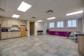 2496 Commons Blvd, Dayton, OH for sale Interior Photo- Image 1 of 9