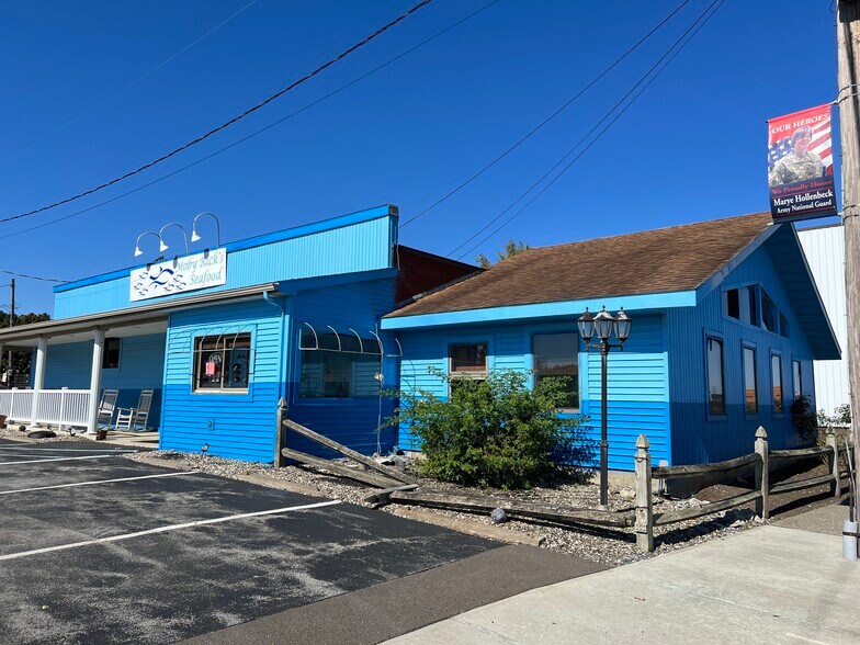 251 N Main St, Mechanicville, NY for sale - Building Photo - Image 1 of 1