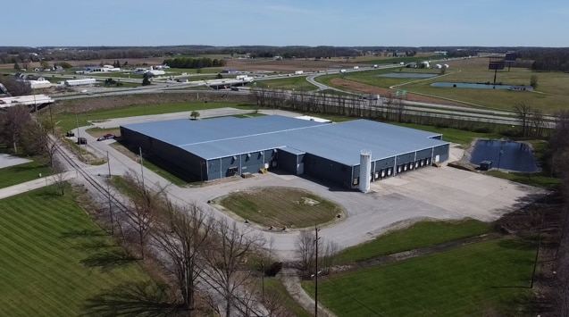 1400 Lunar Dr, Wapakoneta, OH for lease - Building Photo - Image 1 of 3