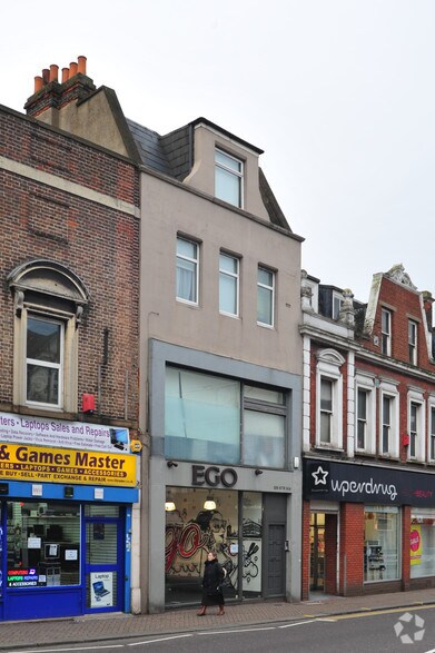 123A High St, London for sale - Primary Photo - Image 1 of 1