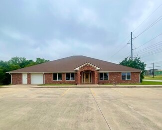 More details for 1156 N Bonnie Brae St, Denton, TX - Office for Sale