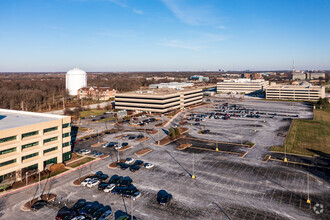 1100 E Warrenville Rd, Naperville, IL - aerial  map view