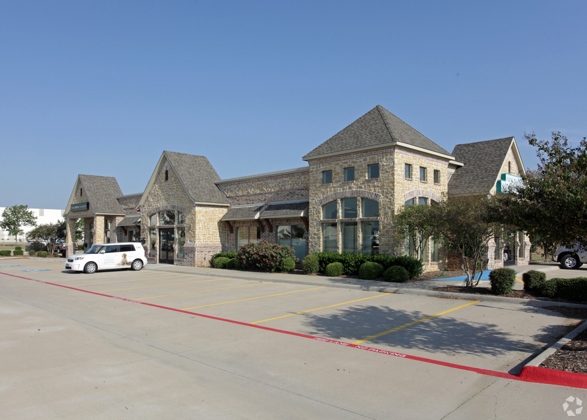 2261 N Highway 77, Waxahachie, TX for sale Primary Photo- Image 1 of 1