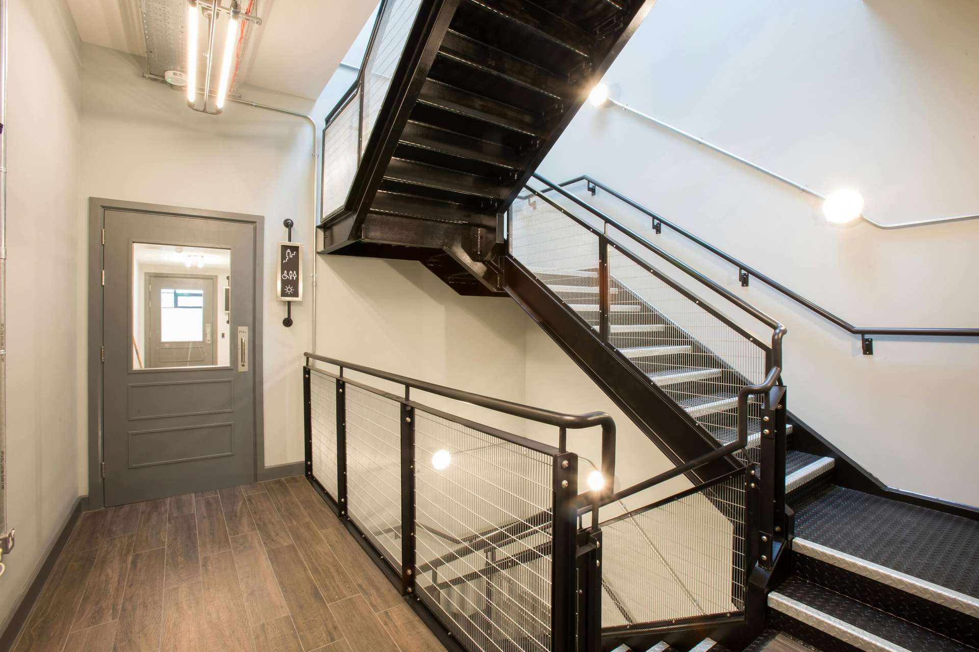 Ambrose St, Cheltenham for lease Interior Photo- Image 1 of 7