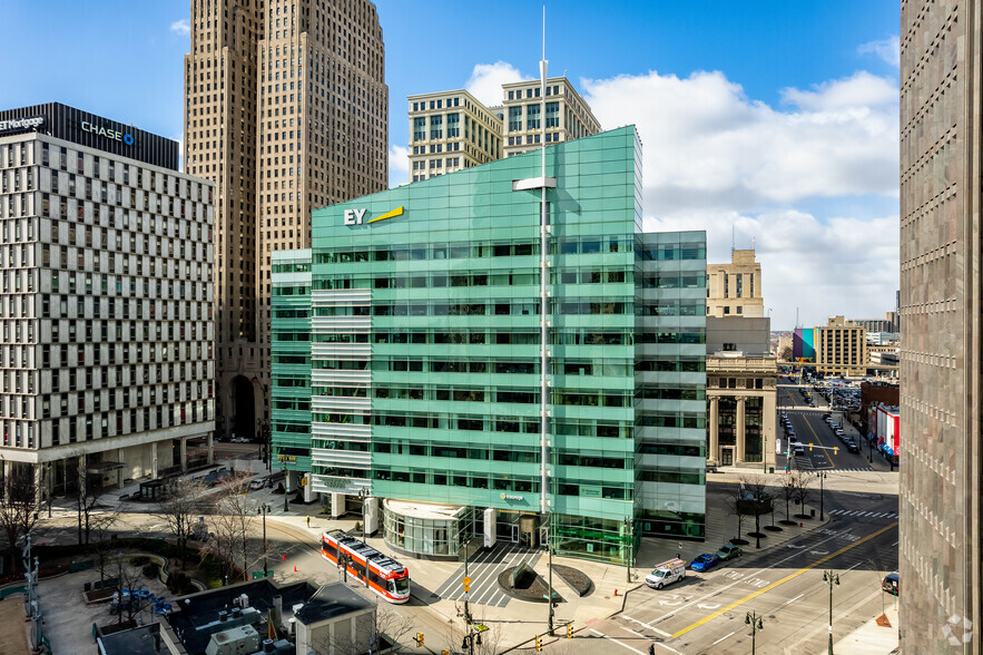 777 Woodward Ave, Detroit, MI for lease - Primary Photo - Image 1 of 4