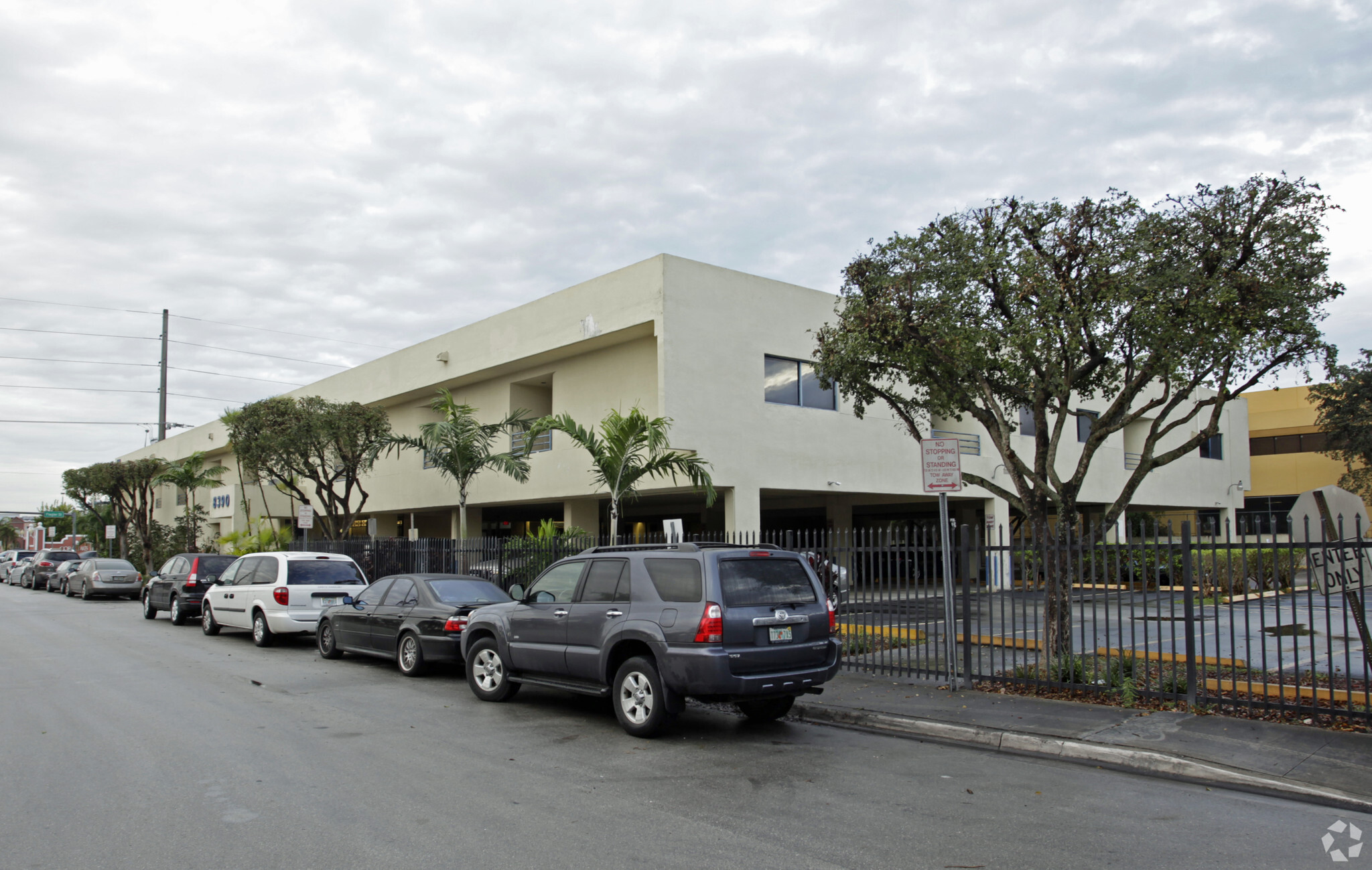 8390 W Flagler St, Miami, FL for sale Primary Photo- Image 1 of 1