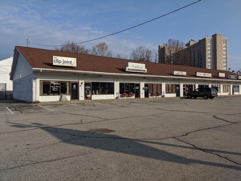 37-39 Phenix Ave, Cranston, RI for sale - Building Photo - Image 1 of 1