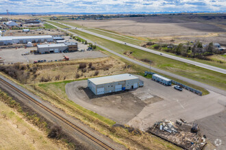 402048 81st St, Foothills No 31, AB - aerial  map view - Image1