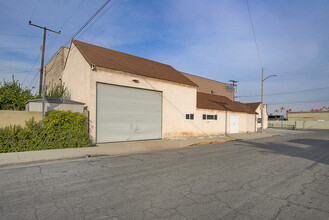 17303 Roseton Ave, Artesia, CA for lease Building Photo- Image 2 of 30