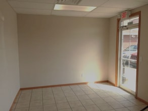 7264-7282 Argus Dr, Rockford, IL for sale Interior Photo- Image 2 of 2