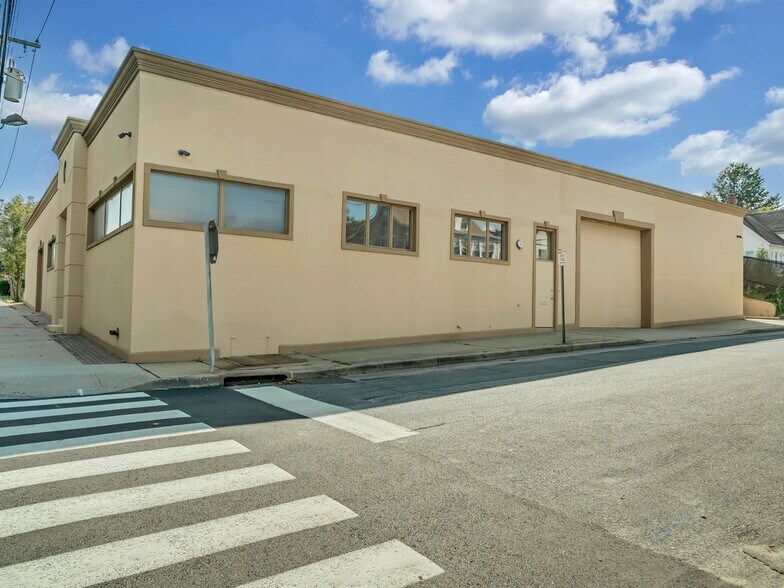 1100 Port Washington Blvd, Port Washington, NY for sale - Building Photo - Image 1 of 1