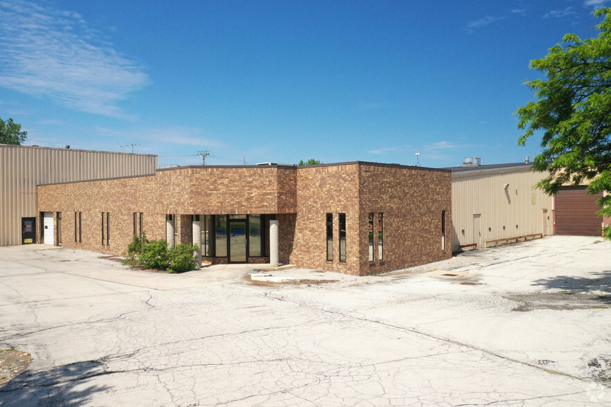 5626 21st St, Racine, WI for lease - Building Photo - Image 2 of 6