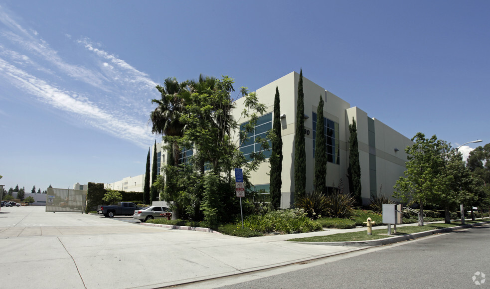 9180 Center Ave, Rancho Cucamonga, CA for sale - Primary Photo - Image 1 of 1