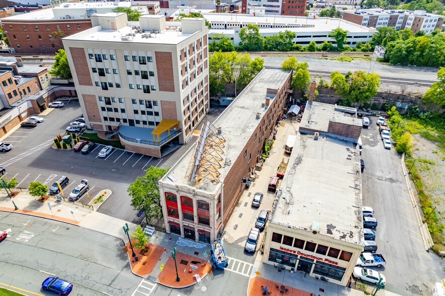 180 Erie Blvd, Schenectady, NY for sale - Building Photo - Image 2 of 33