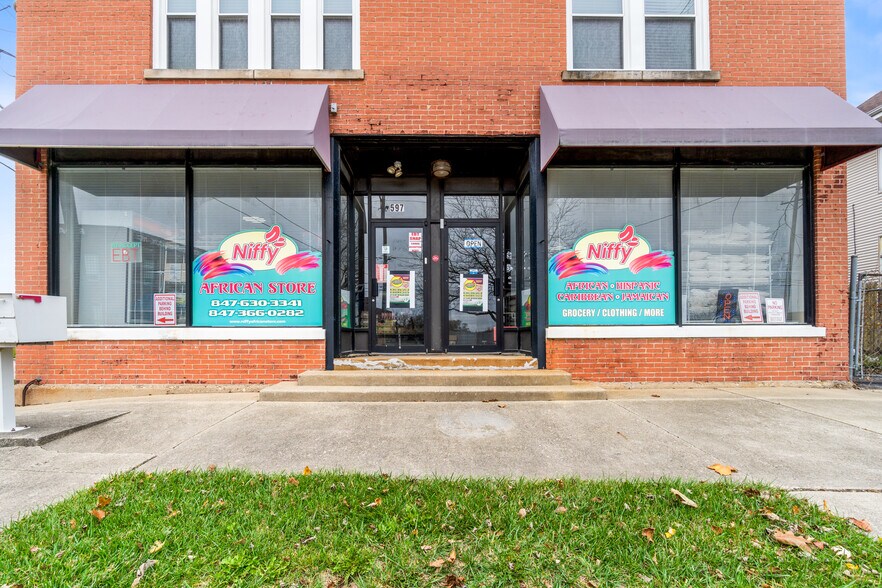 597 S Lake St, Aurora, IL for sale - Building Photo - Image 1 of 1