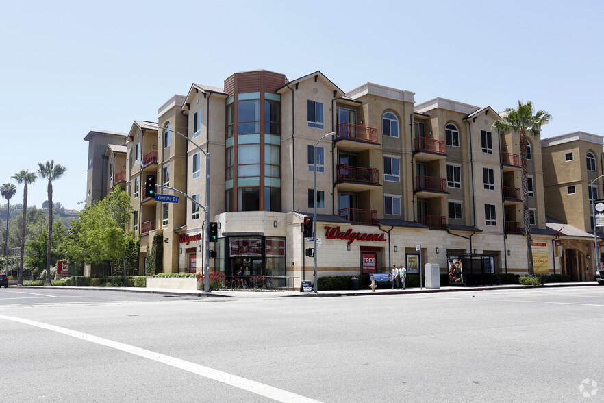 16110 Ventura Blvd, Encino, CA for lease - Building Photo - Image 3 of 25