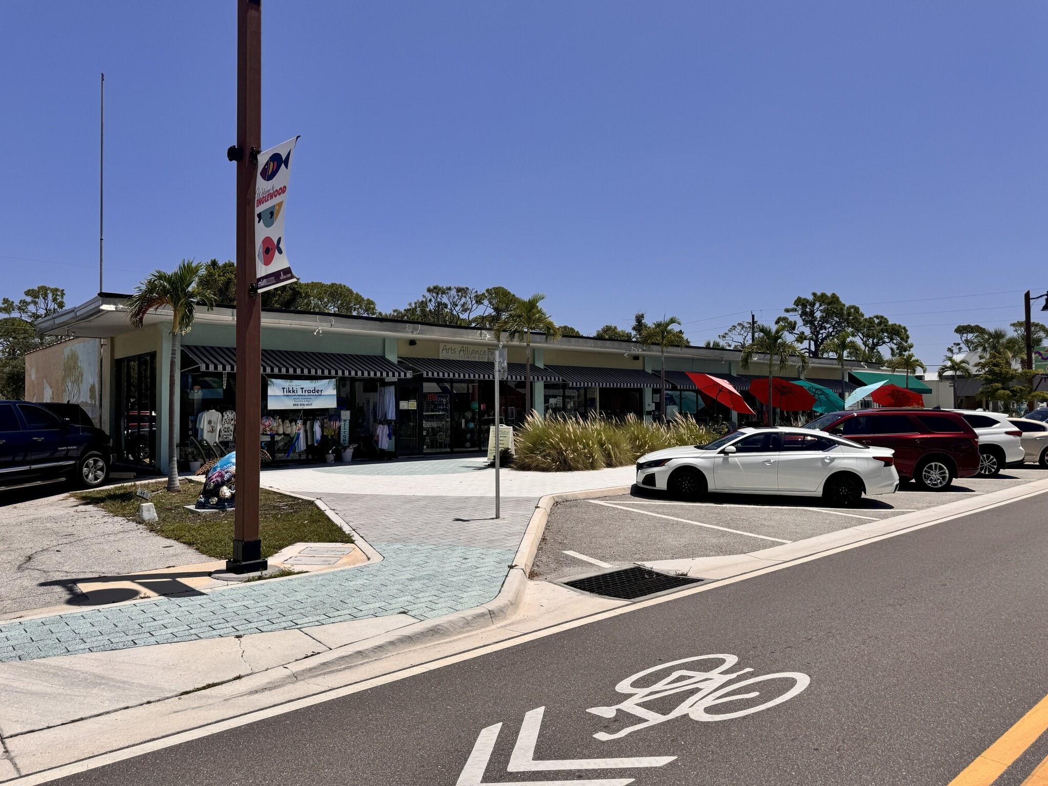 452 W Dearborn St, Englewood, FL for lease Building Photo- Image 1 of 8