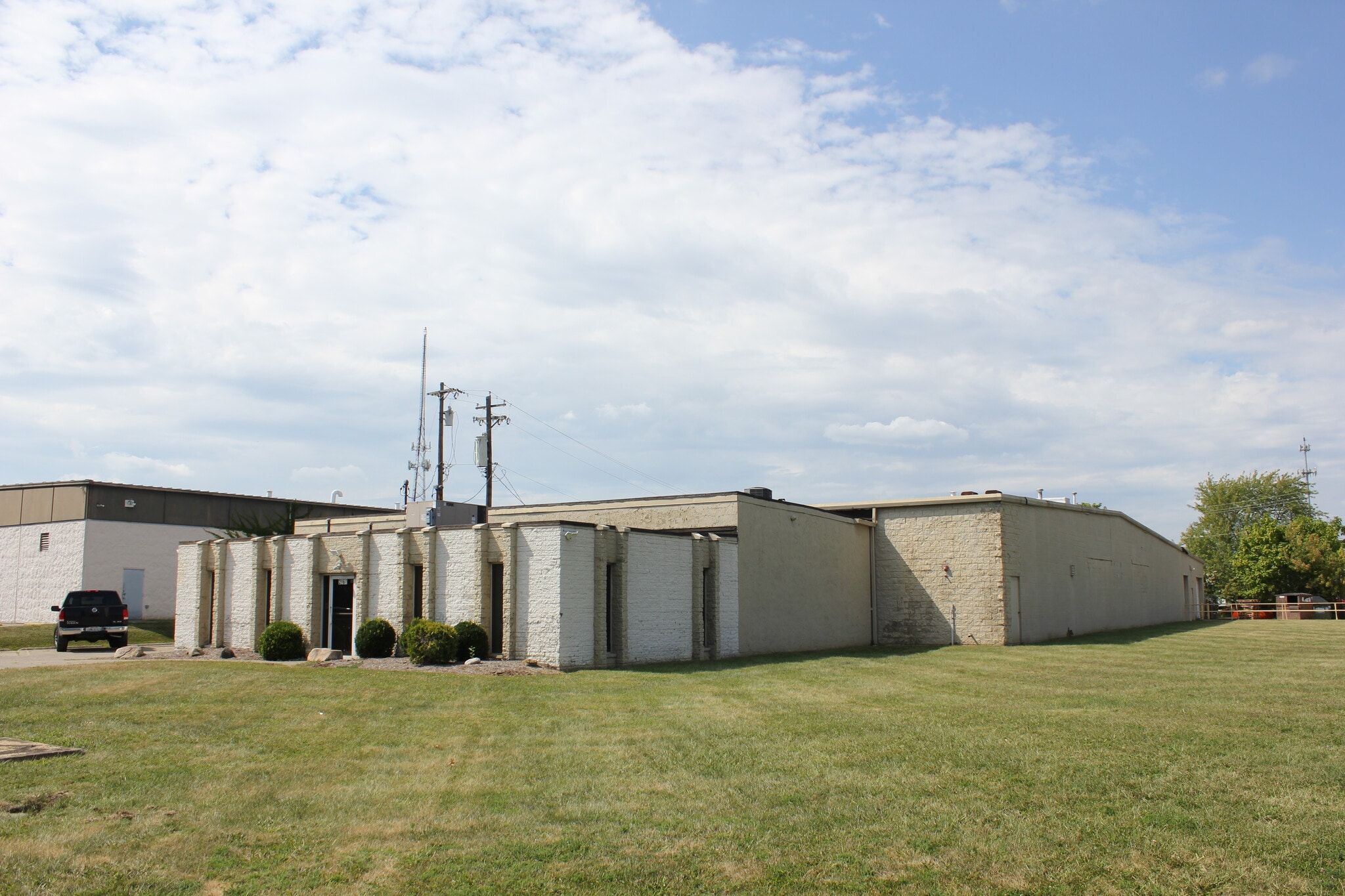2060 Waycross Rd, Forest Park, OH for sale Building Photo- Image 1 of 4