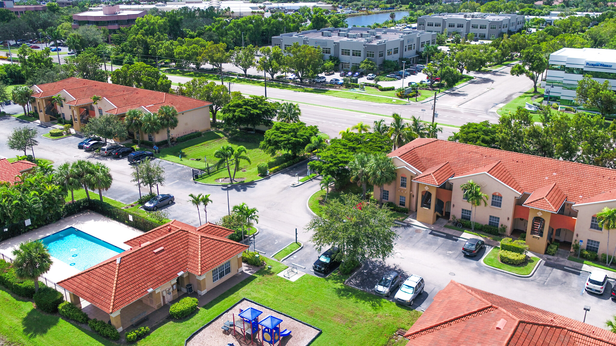 4166 Castilla Cir, Fort Myers, FL for sale Primary Photo- Image 1 of 17