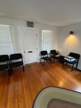 635 Main St, Reisterstown, MD for sale Interior Photo- Image 1 of 11