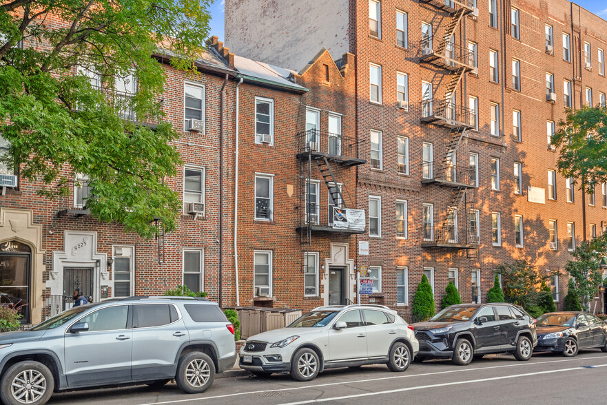 9027 Fort Hamilton Pky, Brooklyn, NY for sale - Building Photo - Image 2 of 9