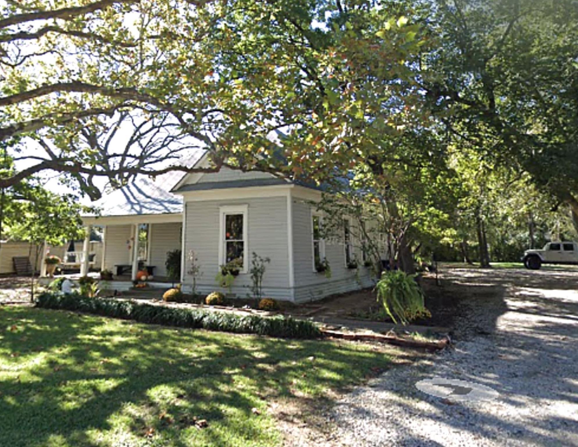 1507 W Main St, Waxahachie, TX for sale Primary Photo- Image 1 of 1