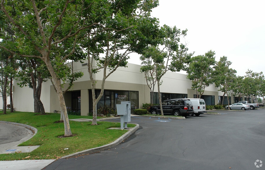 10802 Capital Ave, Garden Grove, CA for lease - Primary Photo - Image 1 of 2