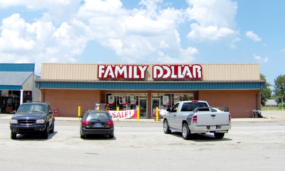 2626 Central Ave, Lake Station, IN for sale - Building Photo - Image 1 of 6