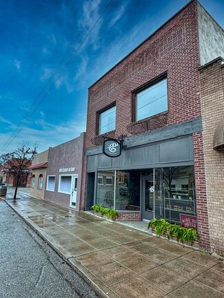 More details for 111 2nd S Ave, Okanogan, WA - Retail for Sale