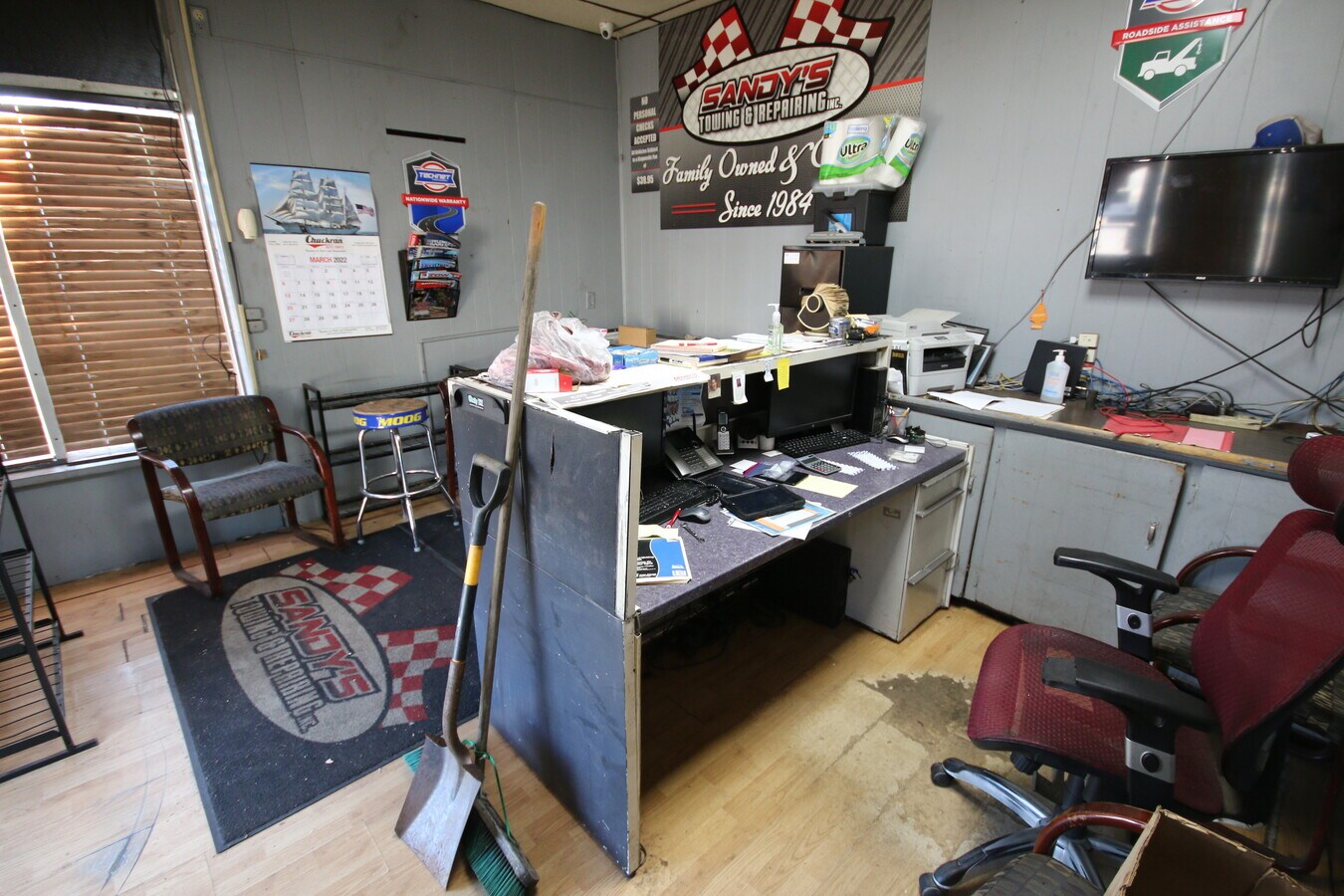 633 Winter St, Woonsocket, RI 02895