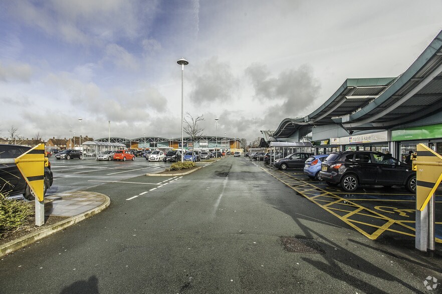 Speke Retail Park, Liverpool for lease - Building Photo - Image 2 of 4