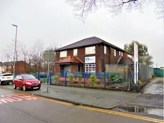 127 Woodhouse Ln, Manchester for sale Primary Photo- Image 1 of 1