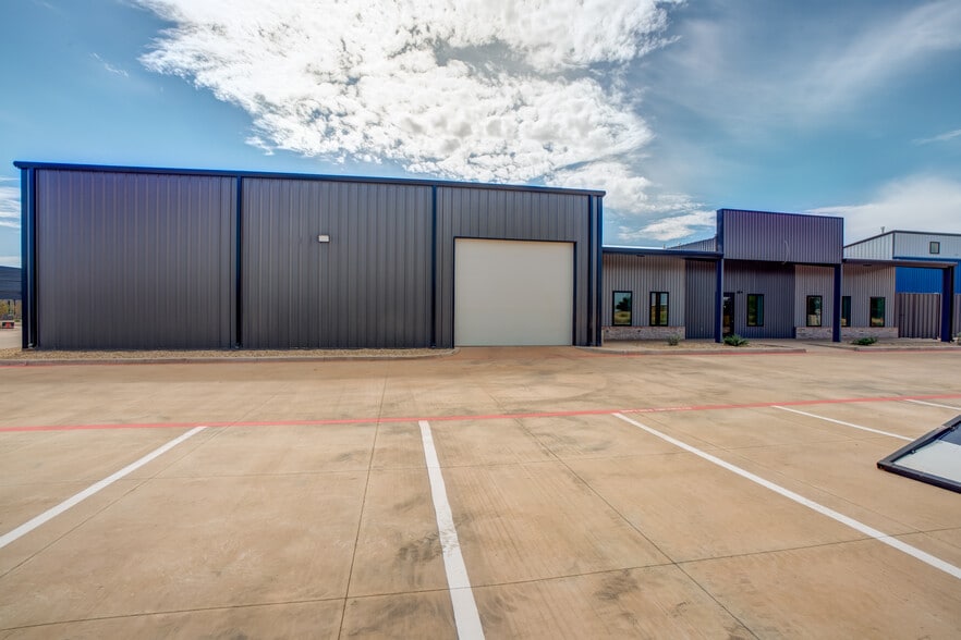 3205 118th St, Lubbock, TX for sale - Building Photo - Image 2 of 33