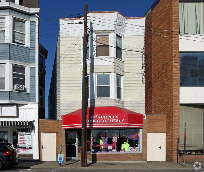 4553 Montgomery Rd, Cincinnati, OH for lease - Primary Photo - Image 1 of 2