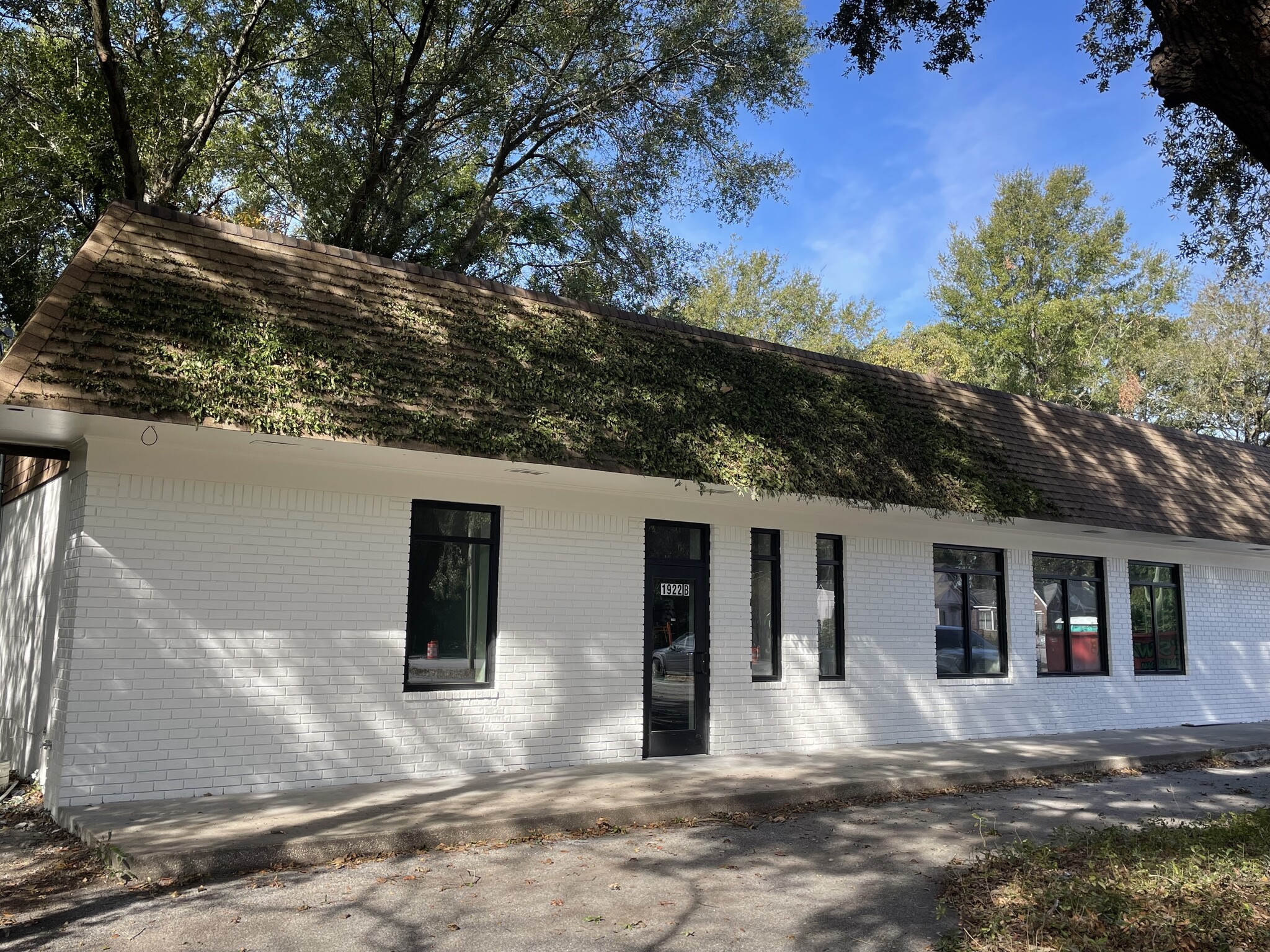 1922 Cosgrove Ave, North Charleston, SC for lease Building Photo- Image 1 of 5