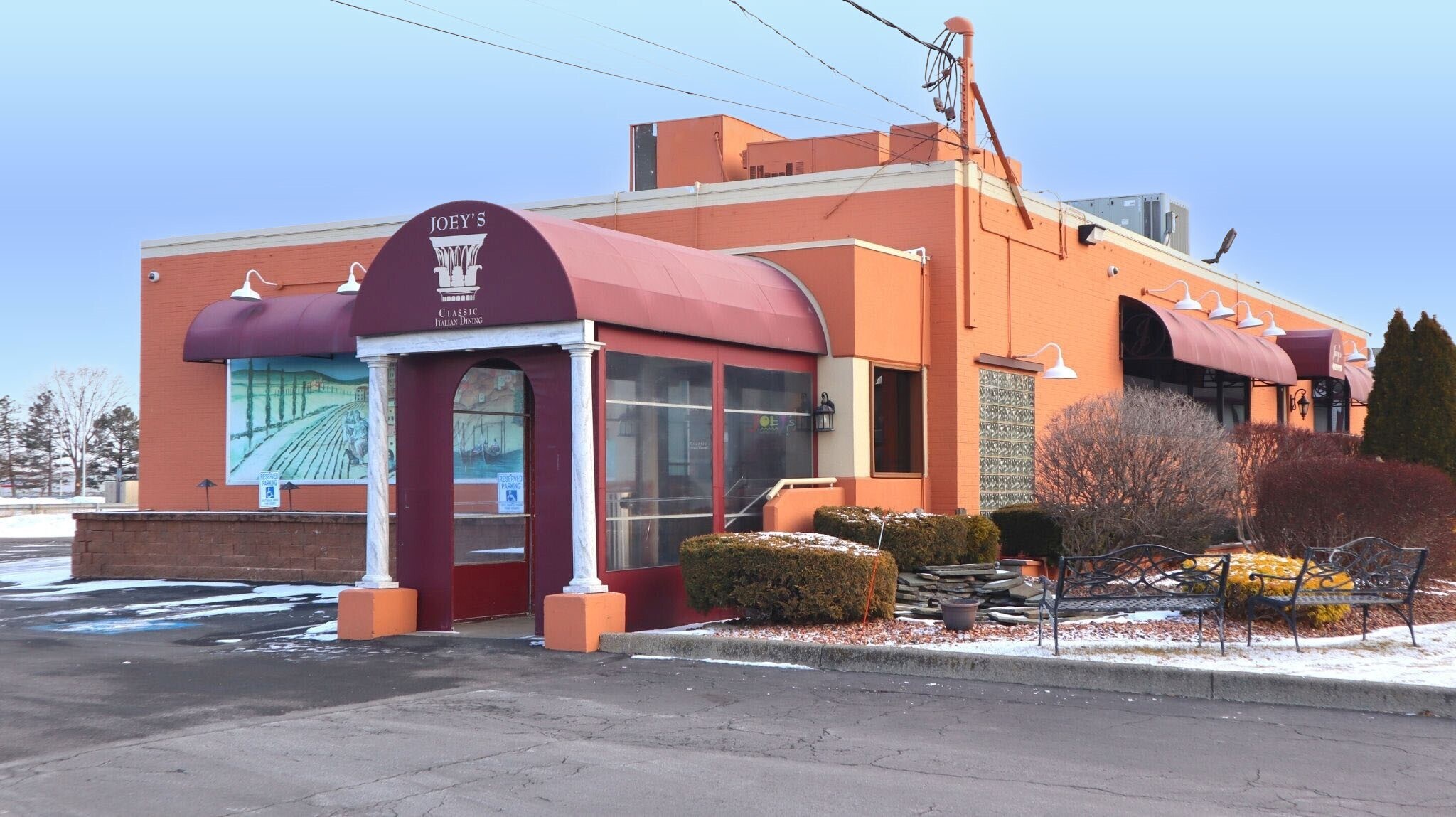 6594 Thompson Rd, Syracuse, NY 13206