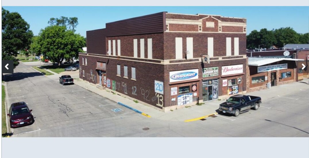 225 Maine Ave, Adrian, MN 56110