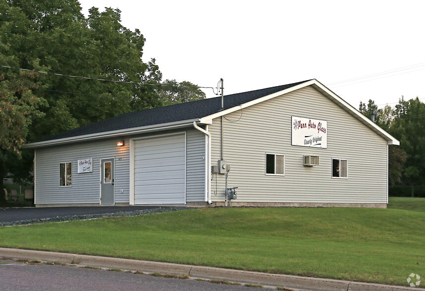 425 Atlantic Ave E, Dassel, MN for sale - Primary Photo - Image 1 of 1