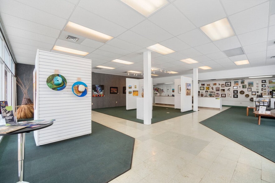 1620 Thomes Ave, Cheyenne, WY for sale - Building Photo - Image 3 of 19