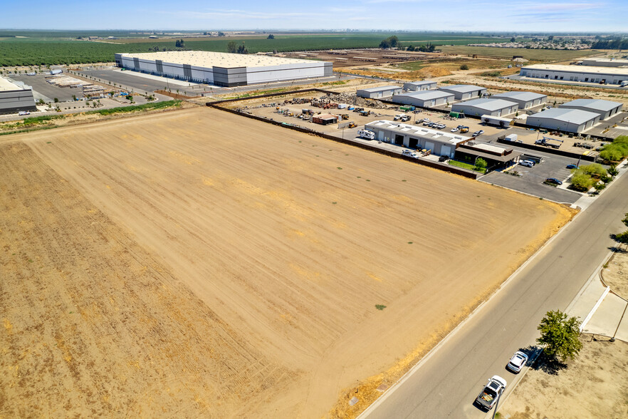 W Sunnyview Ave, Visalia, CA for sale - Aerial - Image 3 of 15