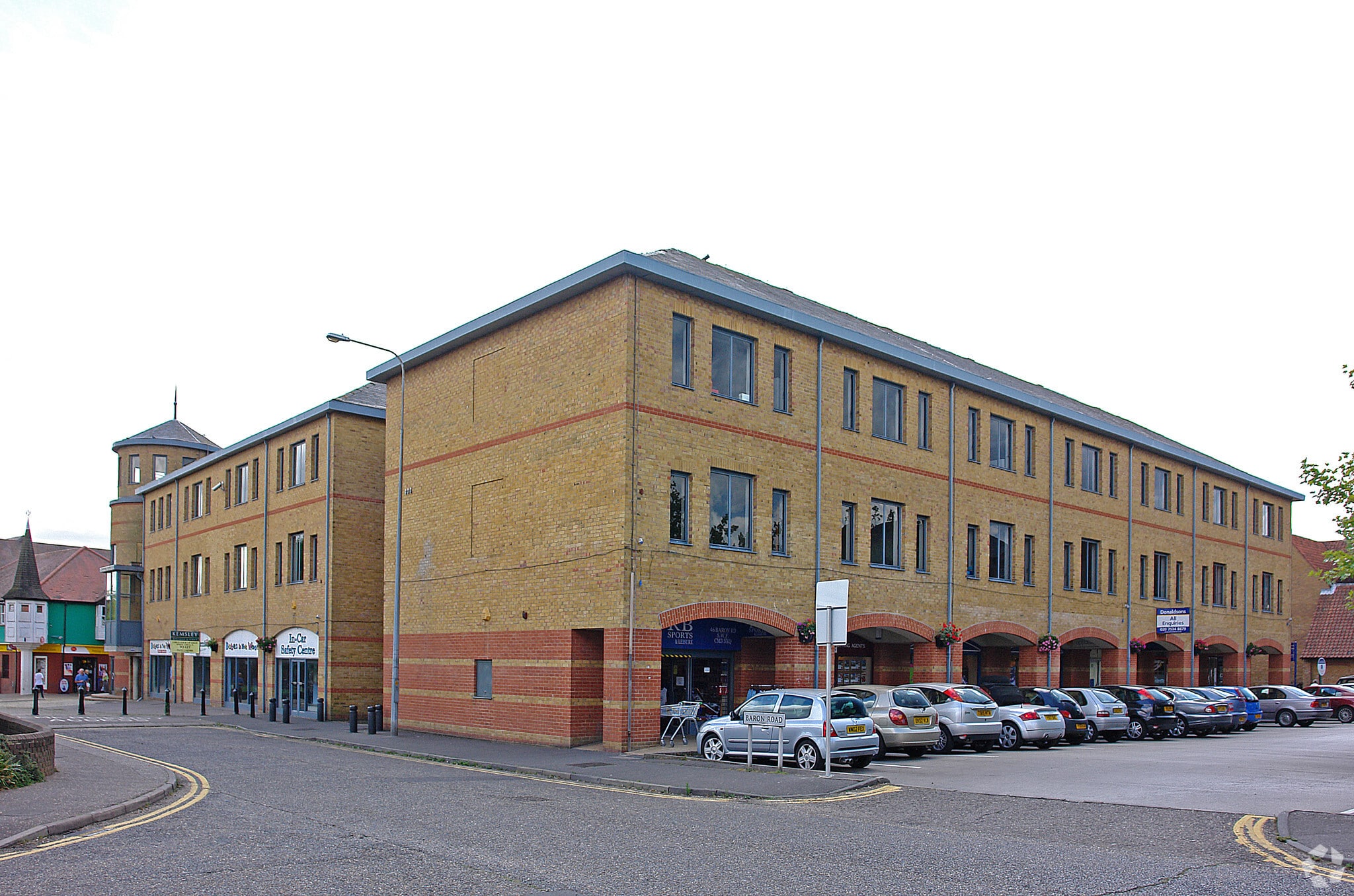 11-23 Heralds Way, South Woodham Ferrers for sale Building Photo- Image 1 of 1