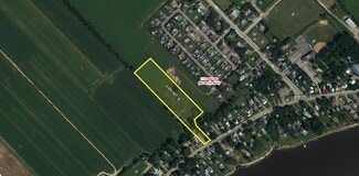More details for 897 Rue Notre-Dame, Champlain, QC - Land for Sale