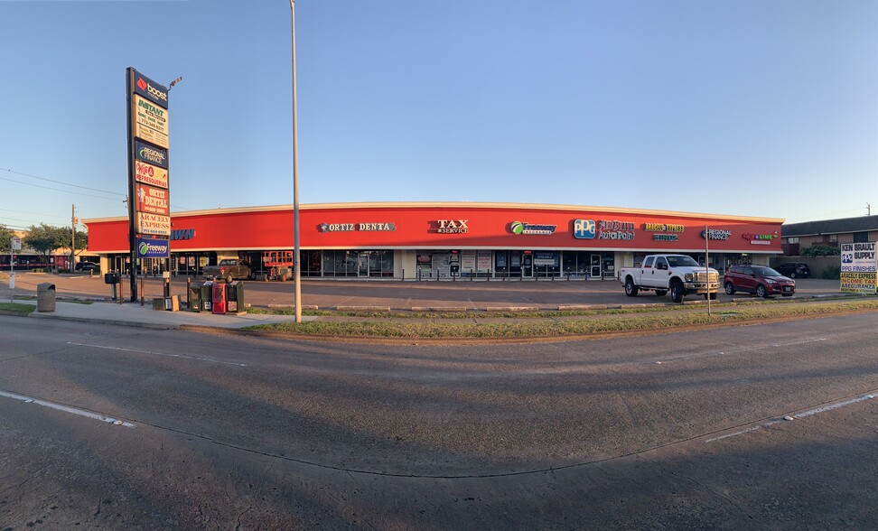 6003 Bellaire Blvd, Houston, TX for lease - Building Photo - Image 1 of 3