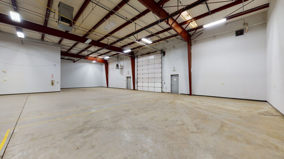 3801 Pegasus Dr, Bakersfield, CA for sale - Matterport 3D Scan - Image 3 of 27