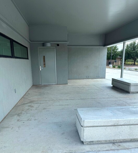 12360 Farm to Market Road 1957, San Antonio, TX for lease - Building Photo - Image 3 of 7