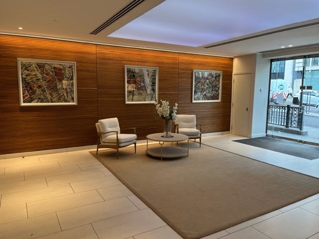 6 New Bridge St, London for lease - Lobby - Image 2 of 9