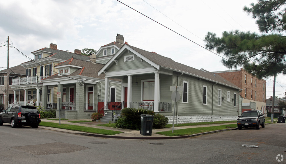 136-138 S Olympia St, New Orleans, LA for sale - Primary Photo - Image 1 of 9